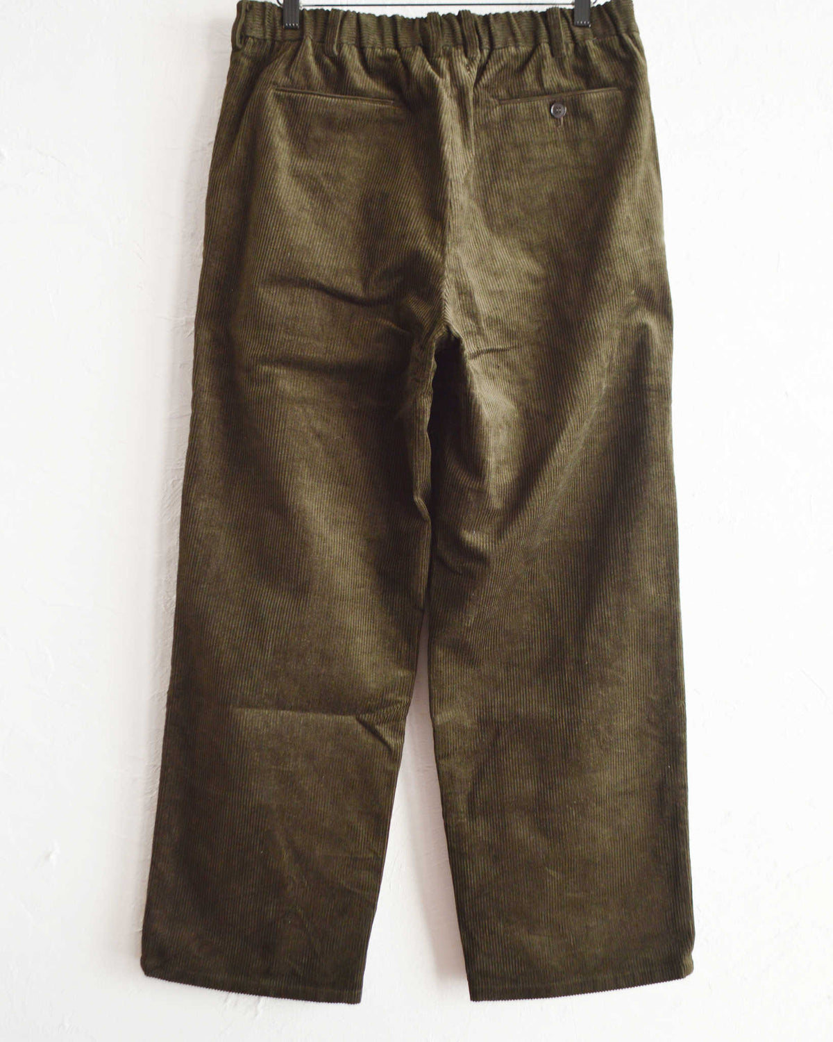LAMOND ラモンド / CORDUROY STANDARD WIDE PANTS コーデュロイスタンダードワイドパンツ (DARK MOSS ダークモス)
